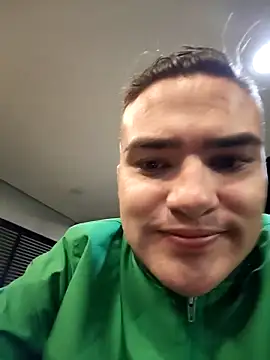 Snapshot of Stan-Mfz chatting on April 7, 2026, 3:51 am Stan-Mfz online show from April 7, 2026, 3:51 am