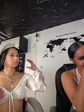 Sasha-firee online show from May 31, 2026, 4:03 pm