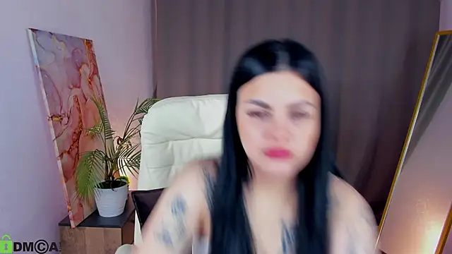 Snapshot of Oliviabagheera chatting on April 13, 2026, 4:07 am Oliviabagheera online show from April 13, 2026, 4:07 am