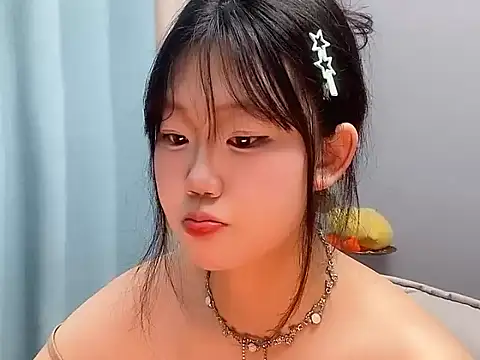 Lilababy00 online show from April 9, 2026, 2:11 am