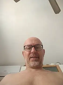 Snapshot of Rubicon_man chatting on April 29, 2026, 9:13 am Rubicon man online show from April 29, 2026, 9:13 am