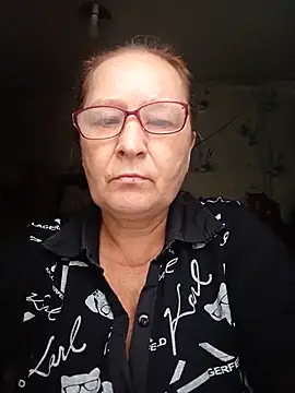 IngaLuna48 online show from May 17, 2026, 6:11 am
