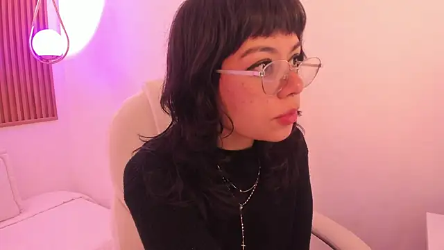 Snapshot of ghostmila chatting on April 11, 2026, 3:44 am ghostmila online show from April 11, 2026, 3:44 am