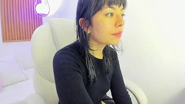 Snapshot of ghostmila chatting on April 23, 2026, 11:53 am ghostmila online show from April 23, 2026, 11:53 am
