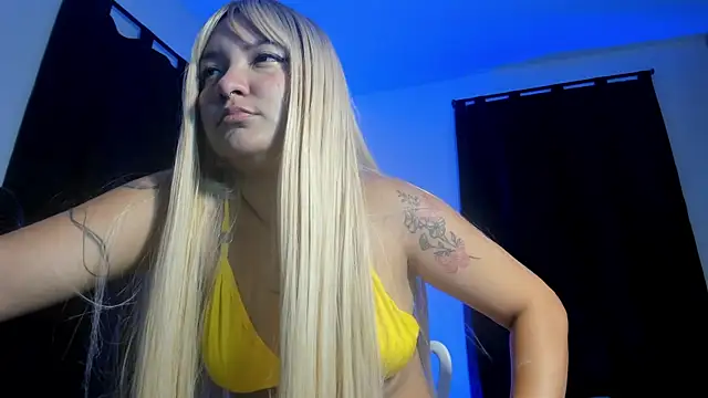 Snapshot of aisshalee chatting on June 13, 2026, 7:45 pm aisshalee online show from June 13, 2026, 7:45 pm