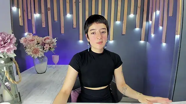 Snapshot of Atheena__ chatting on May 27, 2026, 12:46 pm Atheena online show from May 27, 2026, 12:46 pm