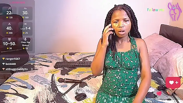 CocoaBelle online show from April 20, 2026, 6:53 pm
