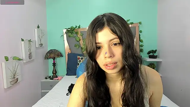 Sophie Copers online show from April 9, 2026, 1:27 pm