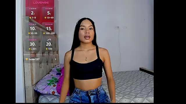 pocahontasbaby  online show from April 10, 2026, 12:05 am