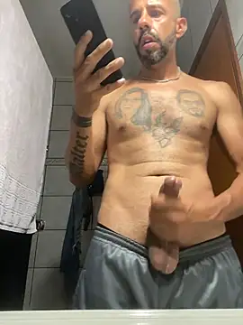 WaltinhoOliveira online show from April 14, 2026, 10:16 pm