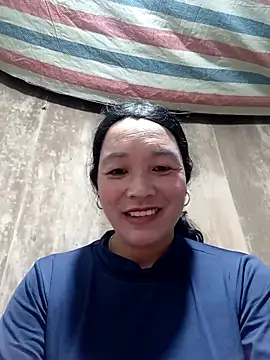 Snapshot of vanlucky2 chatting on May 17, 2026, 12:52 am vanlucky2 online show from May 17, 2026, 12:52 am