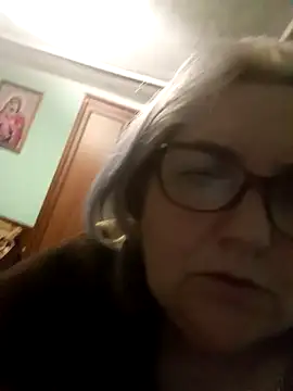 Snapshot of AureliaSky598 chatting on April 20, 2026, 9:27 pm AureliaSky598 online show from April 20, 2026, 9:27 pm
