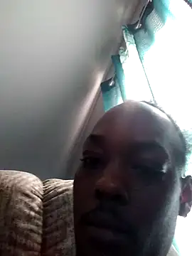Snapshot of zdaddymm chatting on May 11, 2026, 8:50 pm zdaddymm online show from May 11, 2026, 8:50 pm