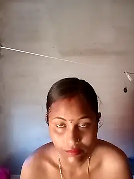 Snapshot of amishaah92 chatting on April 24, 2026, 9:12 am amishaah92 online show from April 24, 2026, 9:12 am