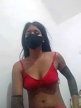 Shaniya03 online show from April 29, 2026, 3:32 am