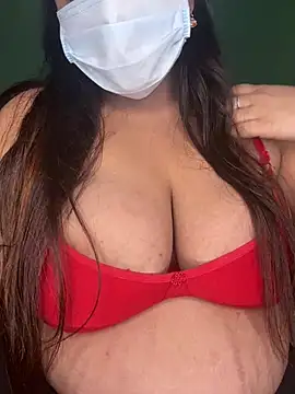 Desifiregirl online show from May 5, 2026, 9:01 pm