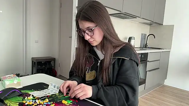 Eileen Wagner online show from April 22, 2026, 2:07 pm