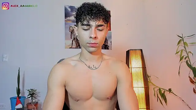 Snapshot of Alex_zt7 chatting on June 9, 2026, 1:12 pm Alex zt7 online show from June 9, 2026, 1:12 pm
