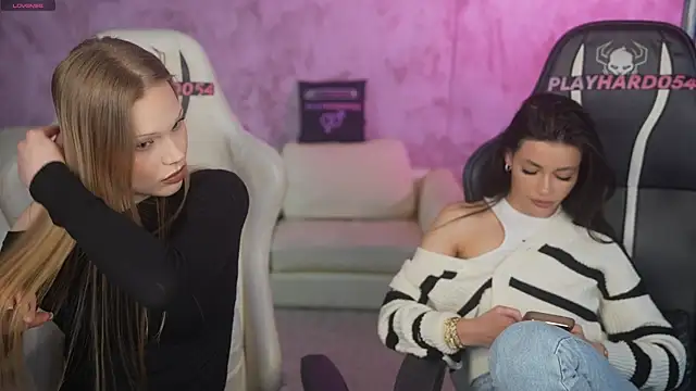 Gabriella0541 online show from April 20, 2026, 3:26 pm