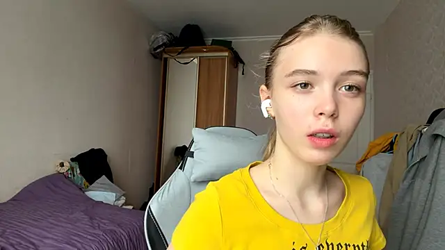 HebrewRiding online show from June 22, 2026, 7:38 am