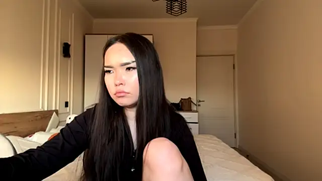 MardellHeavrin online show from May 15, 2026, 1:51 pm