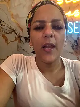 Snapshot of tyraba chatting on April 14, 2026, 3:51 pm tyraba online show from April 14, 2026, 3:51 pm
