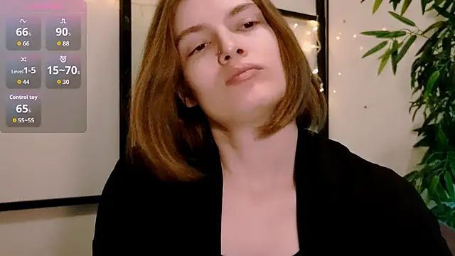 BaeLettie online show from April 24, 2026, 8:33 pm