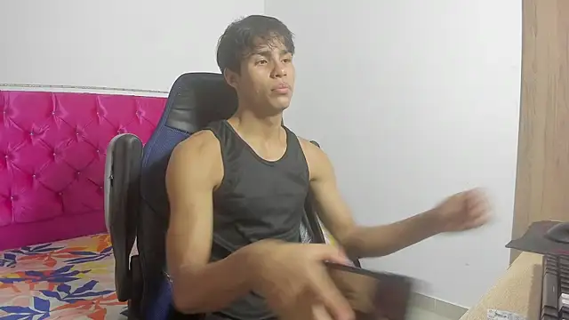 skinny sam online show from May 4, 2026, 3:24 am