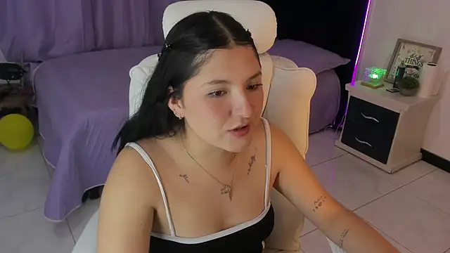 Celestee 21 online show from July 6, 2026, 10:23 pm