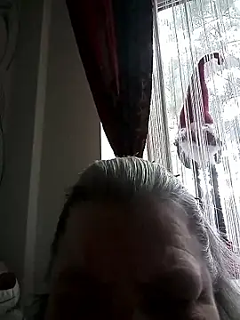 MartaMia68 online show from May 27, 2026, 6:32 am