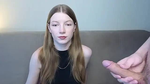 -Kamiko  online show from April 14, 2026, 11:27 am