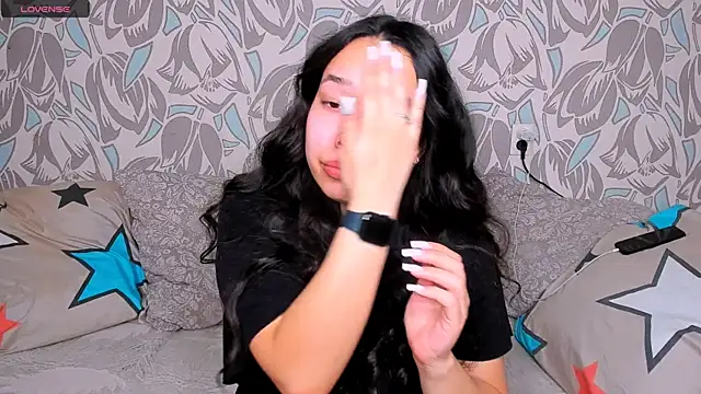 Zlata lee online show from May 19, 2026, 3:57 am