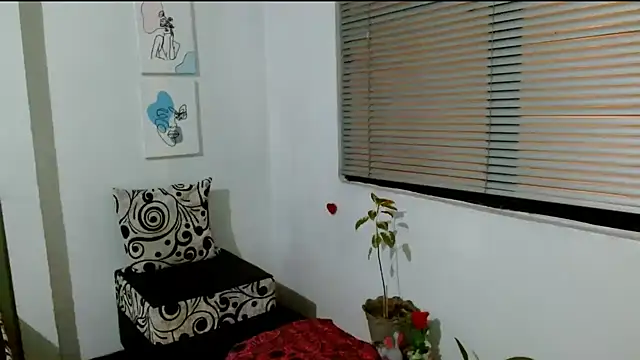 Snapshot of alisonnturbay chatting on April 27, 2026, 3:48 am alisonnturbay online show from April 27, 2026, 3:48 am