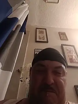 Snapshot of MrBustNut2026 chatting on June 10, 2026, 2:23 am MrBustNut2026 online show from June 10, 2026, 2:23 am