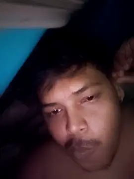 kdboy04 online show from April 13, 2026, 10:32 am