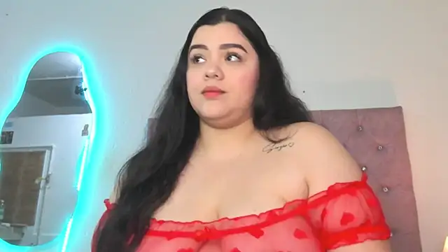 laurenlaine online show from May 29, 2026, 3:54 pm