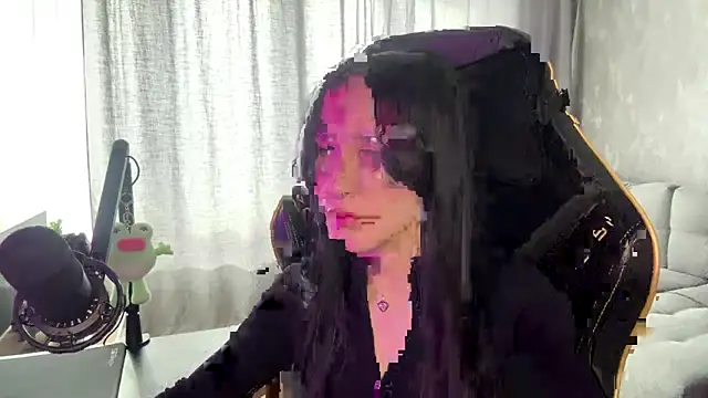 maomauu online show from April 17, 2026, 3:20 am