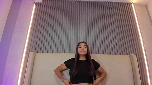 MilyClem online show from April 15, 2026, 4:52 am