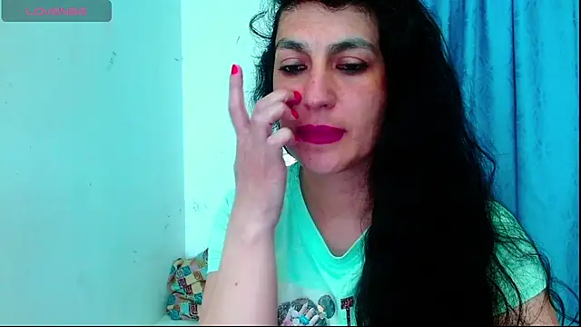 diosa gil online show from May 8, 2026, 2:06 am