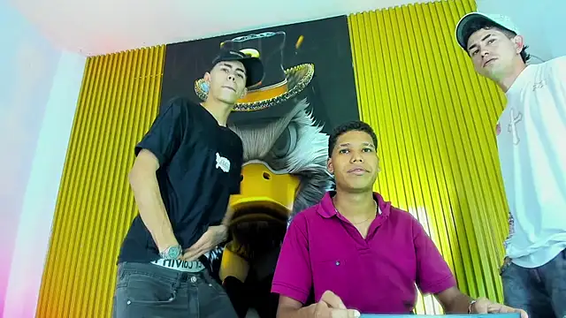 Gang Members xxx  online show from April 17, 2026, 4:04 am