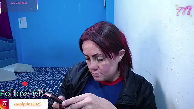Snapshot of carolinhe26 chatting on May 16, 2026, 9:13 pm carolinhe26 online show from May 16, 2026, 9:13 pm