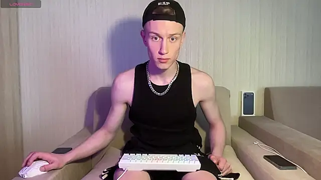 Snapshot of Travis_Gracile chatting on May 3, 2026, 9:48 am Travis Gracile online show from May 3, 2026, 9:48 am
