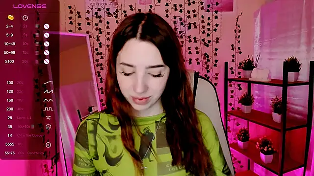 CharliGrace  online show from May 8, 2026, 6:52 am