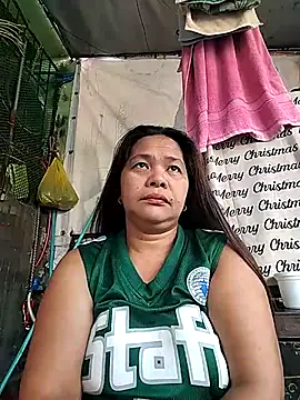 FILIPINAPUSSYPINAY online show from April 27, 2026, 12:52 am