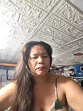 FILIPINAPUSSYPINAY online show from April 29, 2026, 4:16 am