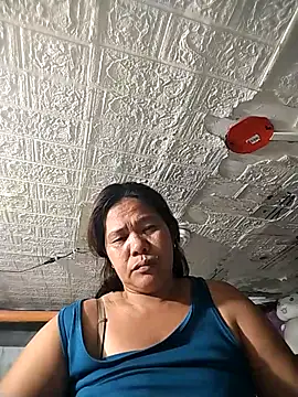 FILIPINAPUSSYPINAY online show from April 30, 2026, 12:33 pm