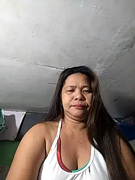 FILIPINAPUSSYPINAY online show from May 5, 2026, 3:31 pm