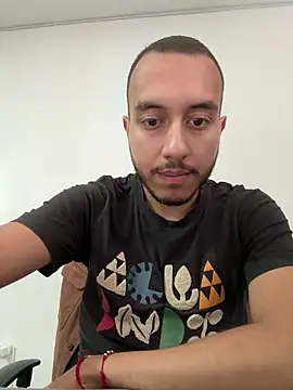 cristianstone2 online show from April 16, 2026, 2:51 pm