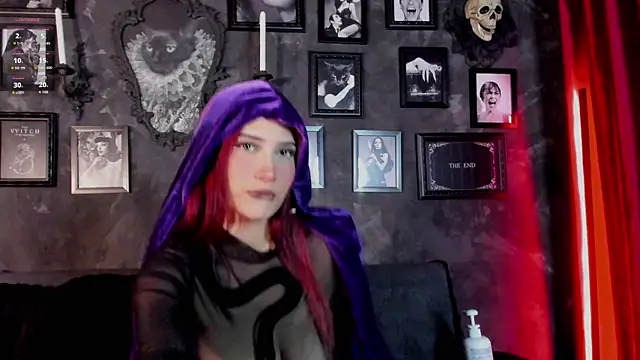 Snapshot of Hanna_Hex chatting on July 19, 2026, 1:04 pm Hanna Hex online show from July 19, 2026, 1:04 pm