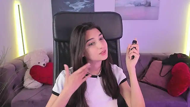 JasminAvily online show from May 30, 2026, 4:15 pm